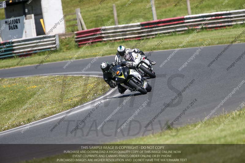 enduro digital images;event digital images;eventdigitalimages;mallory park;mallory park photographs;mallory park trackday;mallory park trackday photographs;no limits trackdays;peter wileman photography;racing digital images;trackday digital images;trackday photos