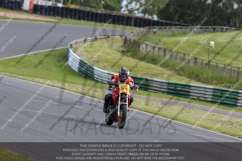 enduro digital images;event digital images;eventdigitalimages;mallory park;mallory park photographs;mallory park trackday;mallory park trackday photographs;no limits trackdays;peter wileman photography;racing digital images;trackday digital images;trackday photos