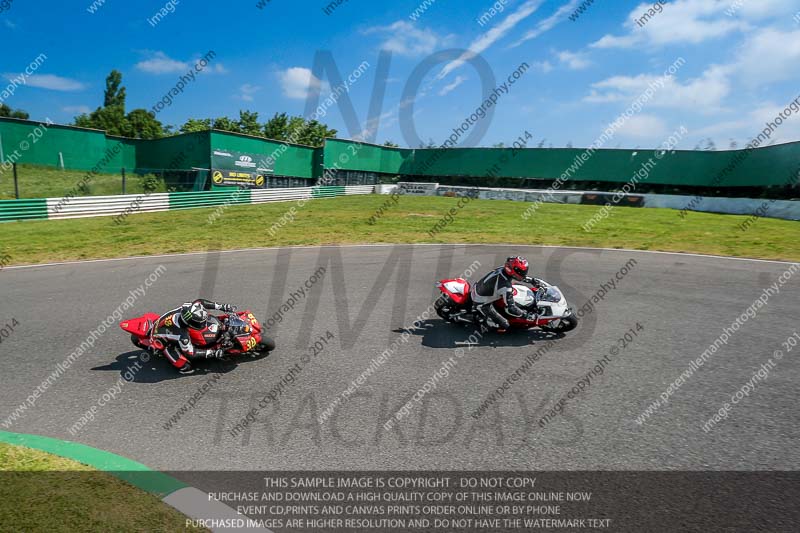 enduro digital images;event digital images;eventdigitalimages;mallory park;mallory park photographs;mallory park trackday;mallory park trackday photographs;no limits trackdays;peter wileman photography;racing digital images;trackday digital images;trackday photos