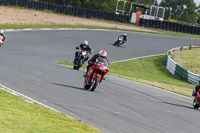 enduro-digital-images;event-digital-images;eventdigitalimages;mallory-park;mallory-park-photographs;mallory-park-trackday;mallory-park-trackday-photographs;no-limits-trackdays;peter-wileman-photography;racing-digital-images;trackday-digital-images;trackday-photos