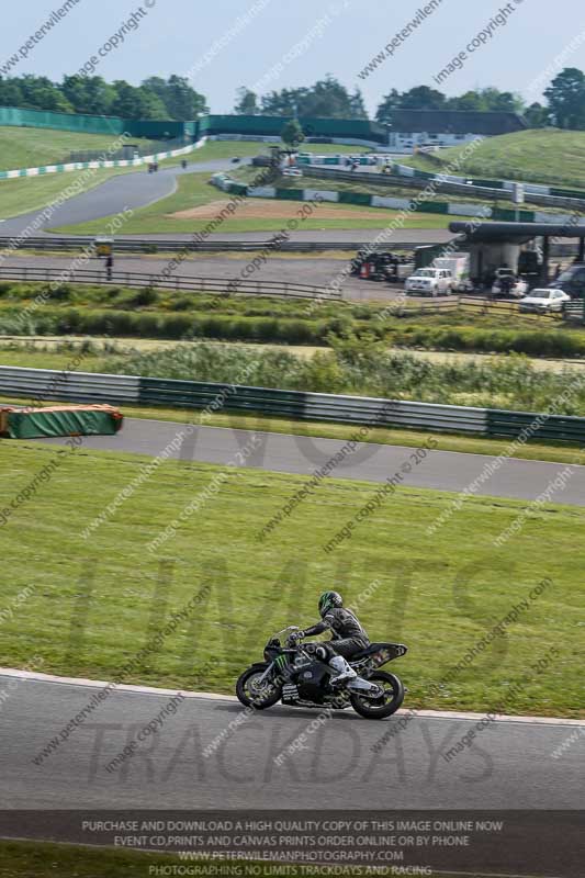 enduro digital images;event digital images;eventdigitalimages;mallory park;mallory park photographs;mallory park trackday;mallory park trackday photographs;no limits trackdays;peter wileman photography;racing digital images;trackday digital images;trackday photos