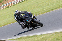 Novice/Inter Group Black/Silver Bikes