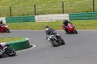 enduro-digital-images;event-digital-images;eventdigitalimages;mallory-park;mallory-park-photographs;mallory-park-trackday;mallory-park-trackday-photographs;no-limits-trackdays;peter-wileman-photography;racing-digital-images;trackday-digital-images;trackday-photos