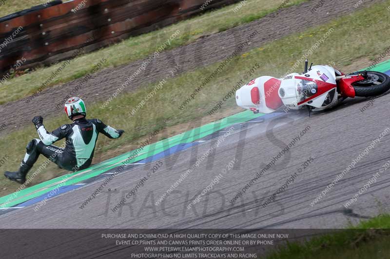 Rockingham no limits trackday;enduro digital images;event digital images;eventdigitalimages;no limits trackdays;peter wileman photography;racing digital images;rockingham raceway northamptonshire;rockingham trackday photographs;trackday digital images;trackday photos