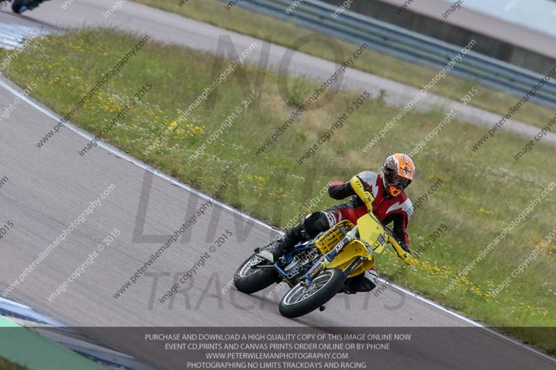 Rockingham no limits trackday;enduro digital images;event digital images;eventdigitalimages;no limits trackdays;peter wileman photography;racing digital images;rockingham raceway northamptonshire;rockingham trackday photographs;trackday digital images;trackday photos