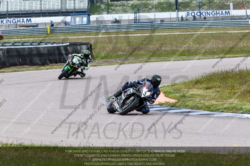 Rockingham no limits trackday;enduro digital images;event digital images;eventdigitalimages;no limits trackdays;peter wileman photography;racing digital images;rockingham raceway northamptonshire;rockingham trackday photographs;trackday digital images;trackday photos