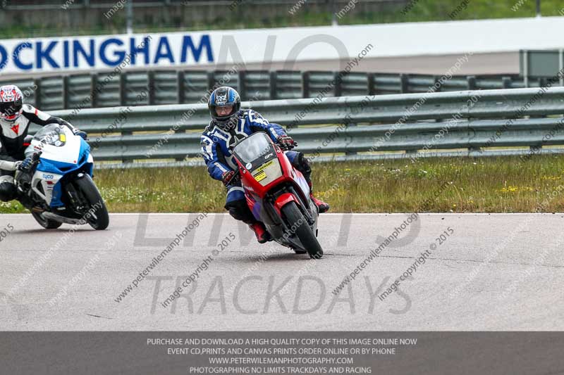 Rockingham no limits trackday;enduro digital images;event digital images;eventdigitalimages;no limits trackdays;peter wileman photography;racing digital images;rockingham raceway northamptonshire;rockingham trackday photographs;trackday digital images;trackday photos