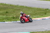 Rockingham-no-limits-trackday;enduro-digital-images;event-digital-images;eventdigitalimages;no-limits-trackdays;peter-wileman-photography;racing-digital-images;rockingham-raceway-northamptonshire;rockingham-trackday-photographs;trackday-digital-images;trackday-photos