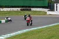 enduro-digital-images;event-digital-images;eventdigitalimages;mallory-park;mallory-park-photographs;mallory-park-trackday;mallory-park-trackday-photographs;no-limits-trackdays;peter-wileman-photography;racing-digital-images;trackday-digital-images;trackday-photos