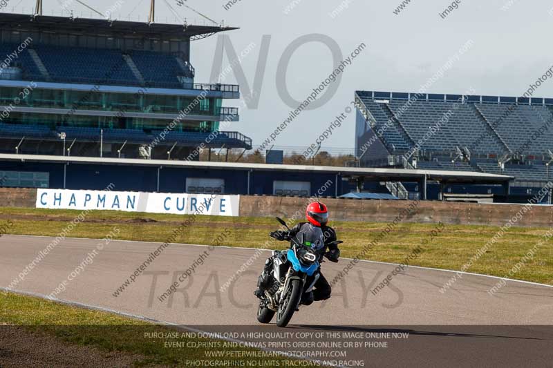 Rockingham no limits trackday;enduro digital images;event digital images;eventdigitalimages;no limits trackdays;peter wileman photography;racing digital images;rockingham raceway northamptonshire;rockingham trackday photographs;trackday digital images;trackday photos