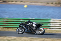 enduro-digital-images;event-digital-images;eventdigitalimages;mallory-park;mallory-park-photographs;mallory-park-trackday;mallory-park-trackday-photographs;no-limits-trackdays;peter-wileman-photography;racing-digital-images;trackday-digital-images;trackday-photos