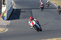 enduro-digital-images;event-digital-images;eventdigitalimages;mallory-park;mallory-park-photographs;mallory-park-trackday;mallory-park-trackday-photographs;no-limits-trackdays;peter-wileman-photography;racing-digital-images;trackday-digital-images;trackday-photos