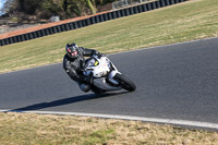 enduro-digital-images;event-digital-images;eventdigitalimages;mallory-park;mallory-park-photographs;mallory-park-trackday;mallory-park-trackday-photographs;no-limits-trackdays;peter-wileman-photography;racing-digital-images;trackday-digital-images;trackday-photos