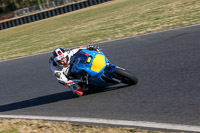 enduro-digital-images;event-digital-images;eventdigitalimages;mallory-park;mallory-park-photographs;mallory-park-trackday;mallory-park-trackday-photographs;no-limits-trackdays;peter-wileman-photography;racing-digital-images;trackday-digital-images;trackday-photos