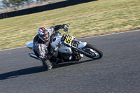 enduro-digital-images;event-digital-images;eventdigitalimages;mallory-park;mallory-park-photographs;mallory-park-trackday;mallory-park-trackday-photographs;no-limits-trackdays;peter-wileman-photography;racing-digital-images;trackday-digital-images;trackday-photos