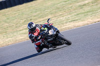 enduro-digital-images;event-digital-images;eventdigitalimages;mallory-park;mallory-park-photographs;mallory-park-trackday;mallory-park-trackday-photographs;no-limits-trackdays;peter-wileman-photography;racing-digital-images;trackday-digital-images;trackday-photos