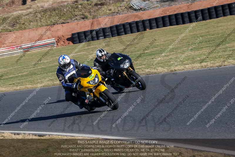 enduro digital images;event digital images;eventdigitalimages;mallory park;mallory park photographs;mallory park trackday;mallory park trackday photographs;no limits trackdays;peter wileman photography;racing digital images;trackday digital images;trackday photos