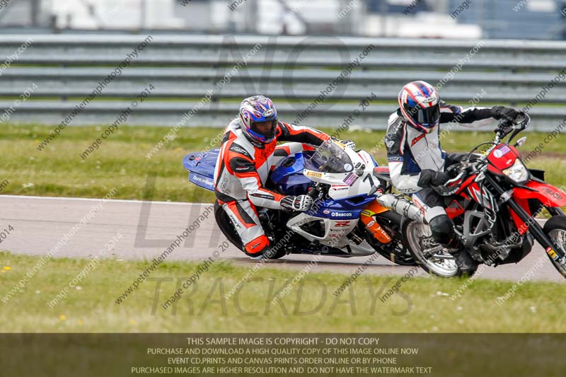 Rockingham no limits trackday;enduro digital images;event digital images;eventdigitalimages;no limits trackdays;peter wileman photography;racing digital images;rockingham raceway northamptonshire;rockingham trackday photographs;trackday digital images;trackday photos