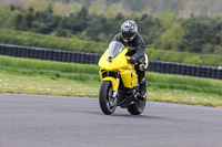 Inter Green/Yellow Bikes