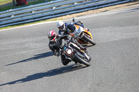 brands-hatch-photographs;brands-no-limits-trackday;cadwell-trackday-photographs;enduro-digital-images;event-digital-images;eventdigitalimages;no-limits-trackdays;peter-wileman-photography;racing-digital-images;trackday-digital-images;trackday-photos