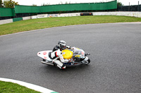enduro-digital-images;event-digital-images;eventdigitalimages;mallory-park;mallory-park-photographs;mallory-park-trackday;mallory-park-trackday-photographs;no-limits-trackdays;peter-wileman-photography;racing-digital-images;trackday-digital-images;trackday-photos