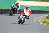 enduro-digital-images;event-digital-images;eventdigitalimages;mallory-park;mallory-park-photographs;mallory-park-trackday;mallory-park-trackday-photographs;no-limits-trackdays;peter-wileman-photography;racing-digital-images;trackday-digital-images;trackday-photos