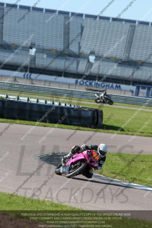 Rockingham no limits trackday;enduro digital images;event digital images;eventdigitalimages;no limits trackdays;peter wileman photography;racing digital images;rockingham raceway northamptonshire;rockingham trackday photographs;trackday digital images;trackday photos