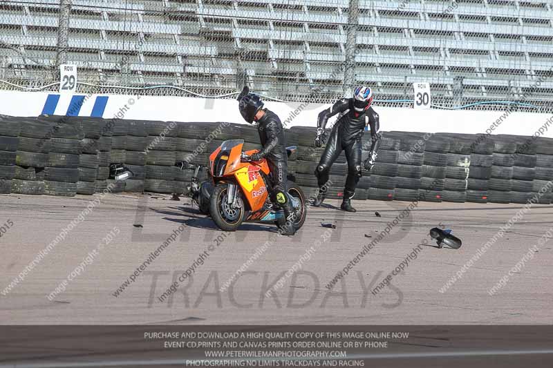 Rockingham no limits trackday;enduro digital images;event digital images;eventdigitalimages;no limits trackdays;peter wileman photography;racing digital images;rockingham raceway northamptonshire;rockingham trackday photographs;trackday digital images;trackday photos