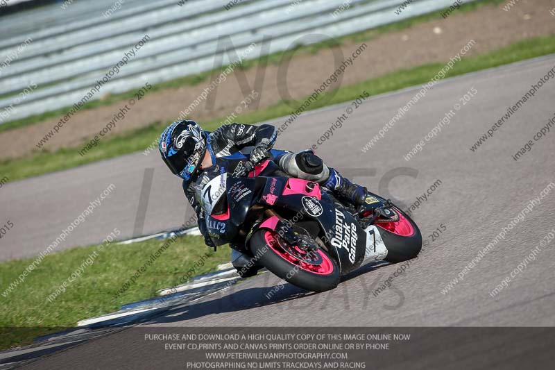 Rockingham no limits trackday;enduro digital images;event digital images;eventdigitalimages;no limits trackdays;peter wileman photography;racing digital images;rockingham raceway northamptonshire;rockingham trackday photographs;trackday digital images;trackday photos