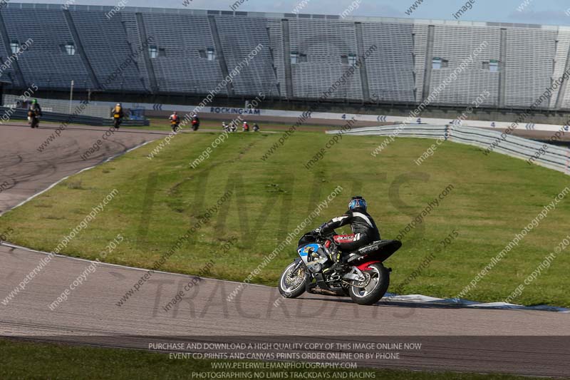 Rockingham no limits trackday;enduro digital images;event digital images;eventdigitalimages;no limits trackdays;peter wileman photography;racing digital images;rockingham raceway northamptonshire;rockingham trackday photographs;trackday digital images;trackday photos