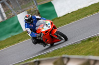 enduro-digital-images;event-digital-images;eventdigitalimages;mallory-park;mallory-park-photographs;mallory-park-trackday;mallory-park-trackday-photographs;no-limits-trackdays;peter-wileman-photography;racing-digital-images;trackday-digital-images;trackday-photos