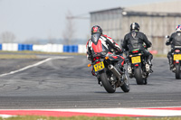 brands-hatch-photographs;brands-no-limits-trackday;cadwell-trackday-photographs;enduro-digital-images;event-digital-images;eventdigitalimages;no-limits-trackdays;peter-wileman-photography;racing-digital-images;trackday-digital-images;trackday-photos