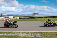 anglesey-no-limits-trackday;anglesey-photographs;anglesey-trackday-photographs;enduro-digital-images;event-digital-images;eventdigitalimages;no-limits-trackdays;peter-wileman-photography;racing-digital-images;trac-mon;trackday-digital-images;trackday-photos;ty-croes