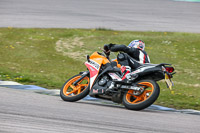 Rockingham-no-limits-trackday;enduro-digital-images;event-digital-images;eventdigitalimages;no-limits-trackdays;peter-wileman-photography;racing-digital-images;rockingham-raceway-northamptonshire;rockingham-trackday-photographs;trackday-digital-images;trackday-photos