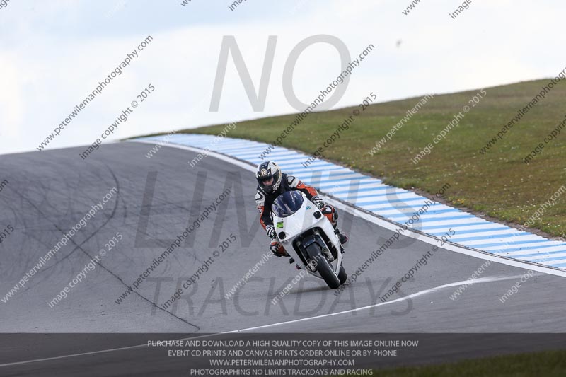 donington no limits trackday;donington park photographs;donington trackday photographs;no limits trackdays;peter wileman photography;trackday digital images;trackday photos