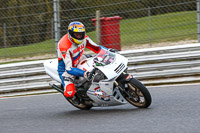 brands-hatch-photographs;brands-no-limits-trackday;cadwell-trackday-photographs;enduro-digital-images;event-digital-images;eventdigitalimages;no-limits-trackdays;peter-wileman-photography;racing-digital-images;trackday-digital-images;trackday-photos