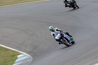 donington-no-limits-trackday;donington-park-photographs;donington-trackday-photographs;no-limits-trackdays;peter-wileman-photography;trackday-digital-images;trackday-photos