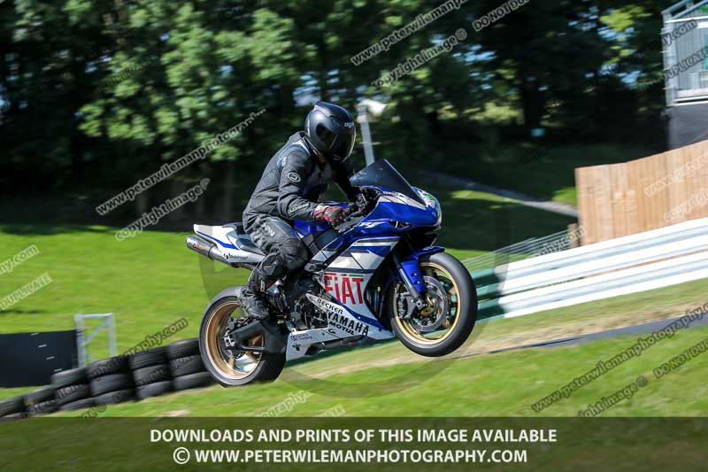 cadwell no limits trackday;cadwell park;cadwell park photographs;cadwell trackday photographs;enduro digital images;event digital images;eventdigitalimages;no limits trackdays;peter wileman photography;racing digital images;trackday digital images;trackday photos