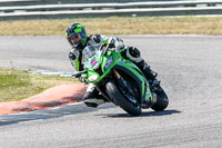 Rockingham-no-limits-trackday;enduro-digital-images;event-digital-images;eventdigitalimages;no-limits-trackdays;peter-wileman-photography;racing-digital-images;rockingham-raceway-northamptonshire;rockingham-trackday-photographs;trackday-digital-images;trackday-photos