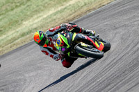 Rockingham-no-limits-trackday;enduro-digital-images;event-digital-images;eventdigitalimages;no-limits-trackdays;peter-wileman-photography;racing-digital-images;rockingham-raceway-northamptonshire;rockingham-trackday-photographs;trackday-digital-images;trackday-photos