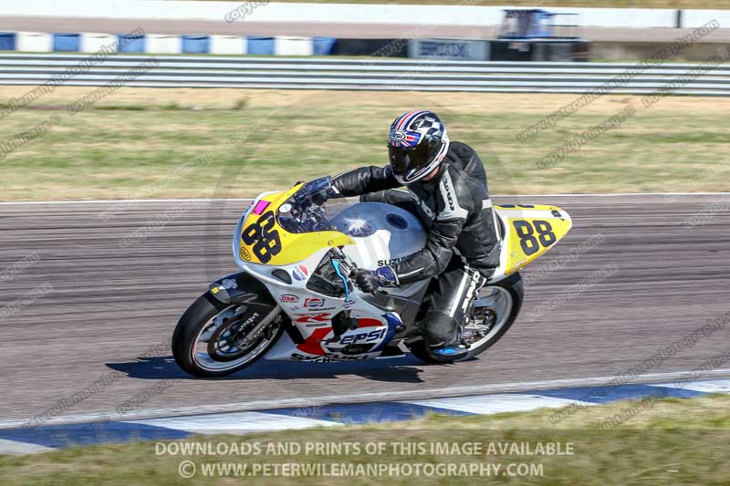 Rockingham no limits trackday;enduro digital images;event digital images;eventdigitalimages;no limits trackdays;peter wileman photography;racing digital images;rockingham raceway northamptonshire;rockingham trackday photographs;trackday digital images;trackday photos