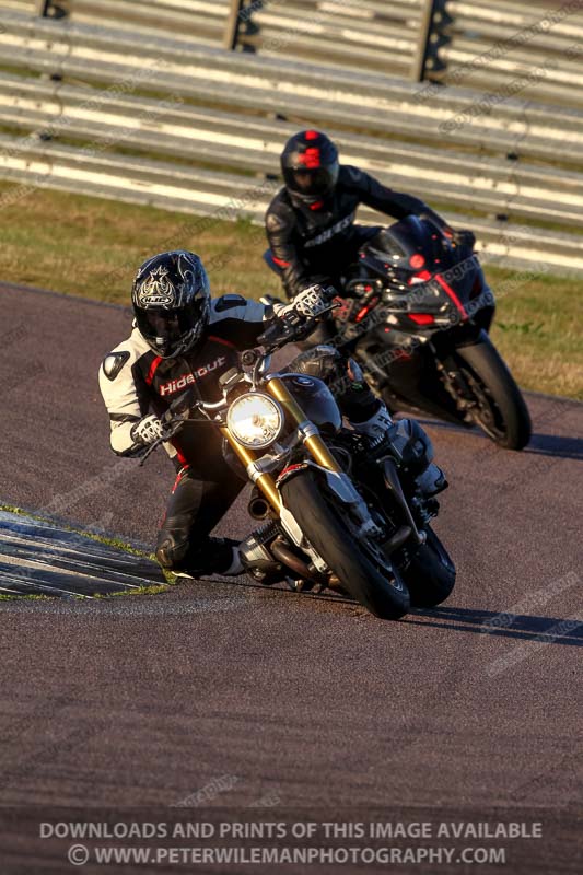 Rockingham no limits trackday;enduro digital images;event digital images;eventdigitalimages;no limits trackdays;peter wileman photography;racing digital images;rockingham raceway northamptonshire;rockingham trackday photographs;trackday digital images;trackday photos