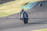 Rockingham-no-limits-trackday;enduro-digital-images;event-digital-images;eventdigitalimages;no-limits-trackdays;peter-wileman-photography;racing-digital-images;rockingham-raceway-northamptonshire;rockingham-trackday-photographs;trackday-digital-images;trackday-photos