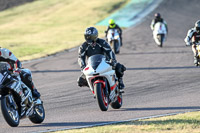 Rockingham-no-limits-trackday;enduro-digital-images;event-digital-images;eventdigitalimages;no-limits-trackdays;peter-wileman-photography;racing-digital-images;rockingham-raceway-northamptonshire;rockingham-trackday-photographs;trackday-digital-images;trackday-photos