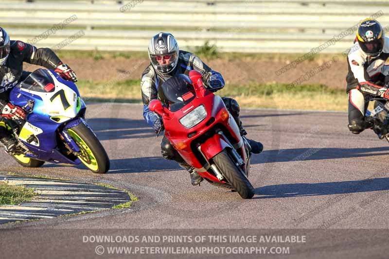 Rockingham no limits trackday;enduro digital images;event digital images;eventdigitalimages;no limits trackdays;peter wileman photography;racing digital images;rockingham raceway northamptonshire;rockingham trackday photographs;trackday digital images;trackday photos