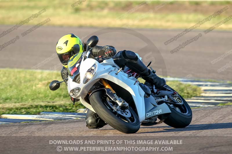 Rockingham no limits trackday;enduro digital images;event digital images;eventdigitalimages;no limits trackdays;peter wileman photography;racing digital images;rockingham raceway northamptonshire;rockingham trackday photographs;trackday digital images;trackday photos