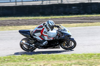 Rockingham-no-limits-trackday;enduro-digital-images;event-digital-images;eventdigitalimages;no-limits-trackdays;peter-wileman-photography;racing-digital-images;rockingham-raceway-northamptonshire;rockingham-trackday-photographs;trackday-digital-images;trackday-photos