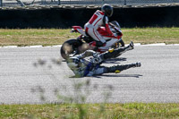 Rockingham-no-limits-trackday;enduro-digital-images;event-digital-images;eventdigitalimages;no-limits-trackdays;peter-wileman-photography;racing-digital-images;rockingham-raceway-northamptonshire;rockingham-trackday-photographs;trackday-digital-images;trackday-photos