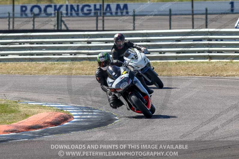 Rockingham no limits trackday;enduro digital images;event digital images;eventdigitalimages;no limits trackdays;peter wileman photography;racing digital images;rockingham raceway northamptonshire;rockingham trackday photographs;trackday digital images;trackday photos