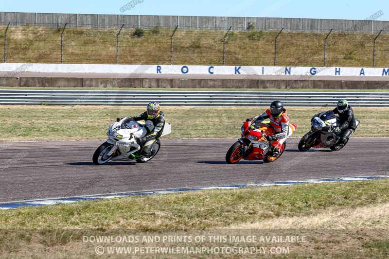Rockingham no limits trackday;enduro digital images;event digital images;eventdigitalimages;no limits trackdays;peter wileman photography;racing digital images;rockingham raceway northamptonshire;rockingham trackday photographs;trackday digital images;trackday photos